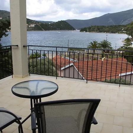 Captain Yiannis 4* Vathí - Ítaca